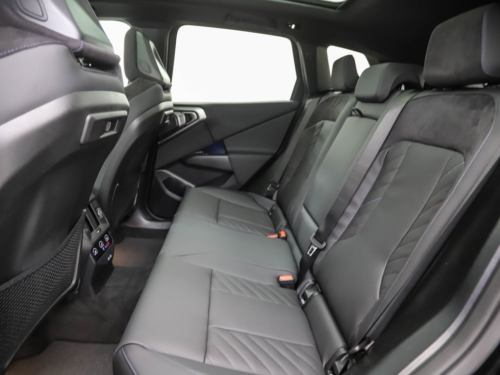 Thumbnail: 2026 BMW X3 - 22