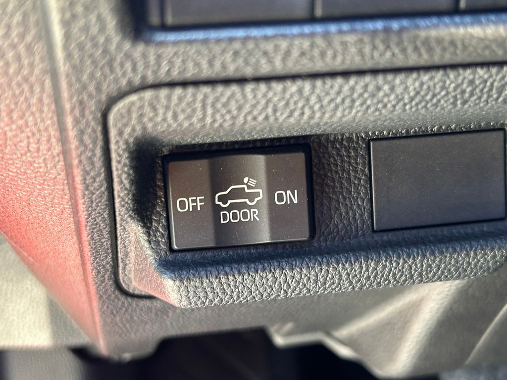 Used 2025 Toyota Tacoma Hybrid Truck