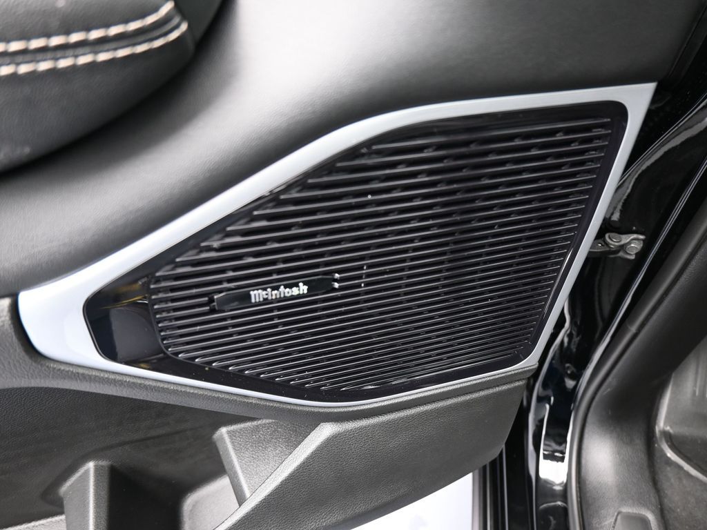 New 2026 High Gloss Black Jeep Limited Reserve image 15