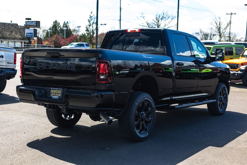 2026 Ram 2500 Black Express Tradesman thumbnail 8
