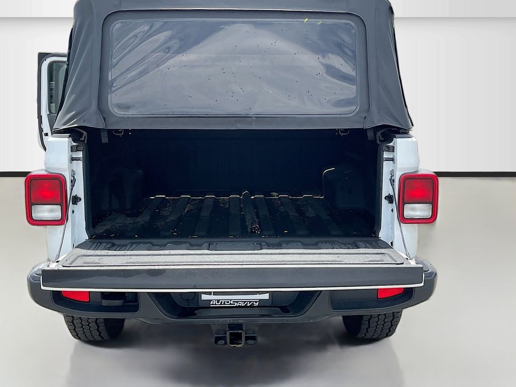 Used 2023 White Jeep Sport S image 26