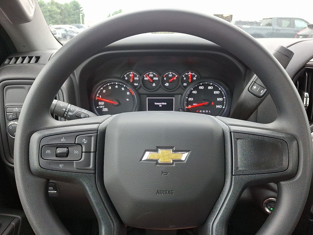 Thumbnail: 2026 Chevrolet Silverado 1500 - 8