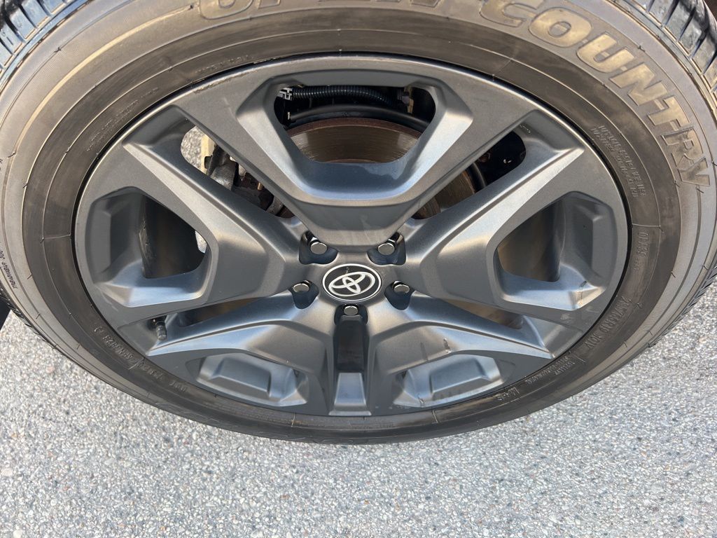 2022 Toyota RAV4 Adventure photo