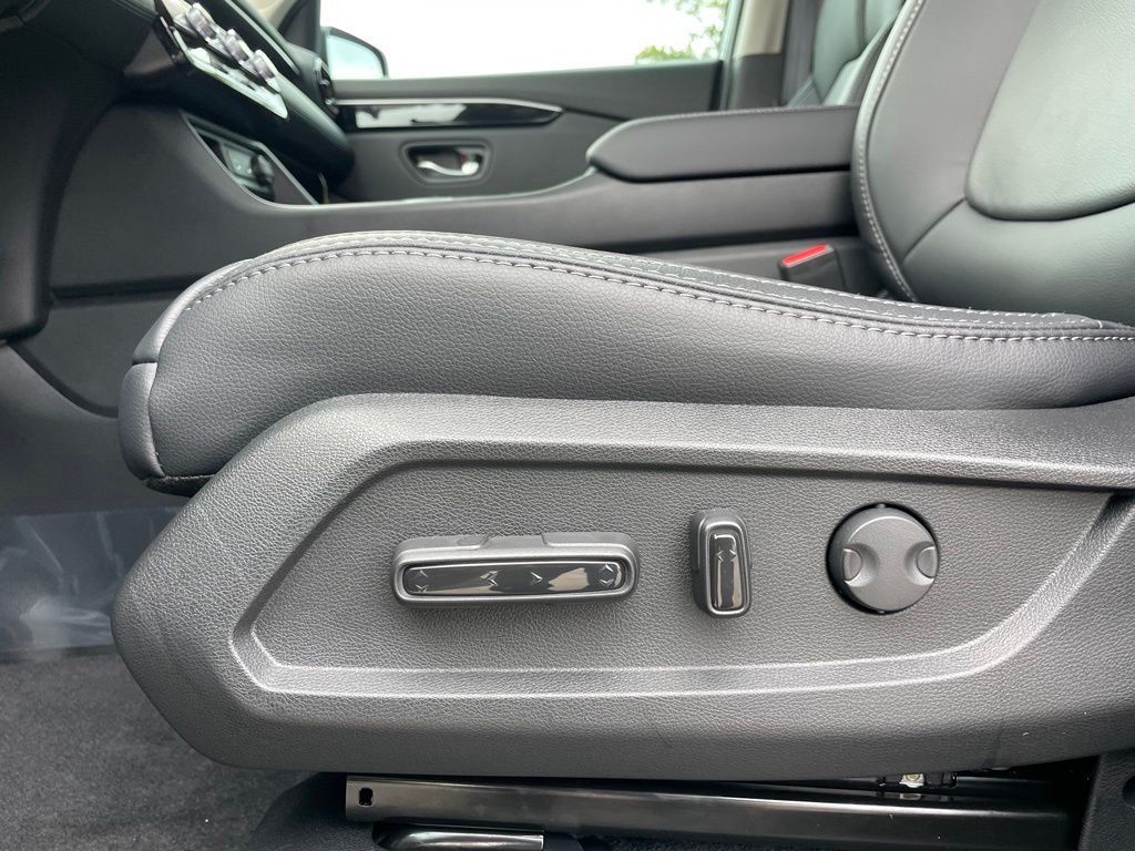 Thumbnail: 2026 Honda Pilot - 24