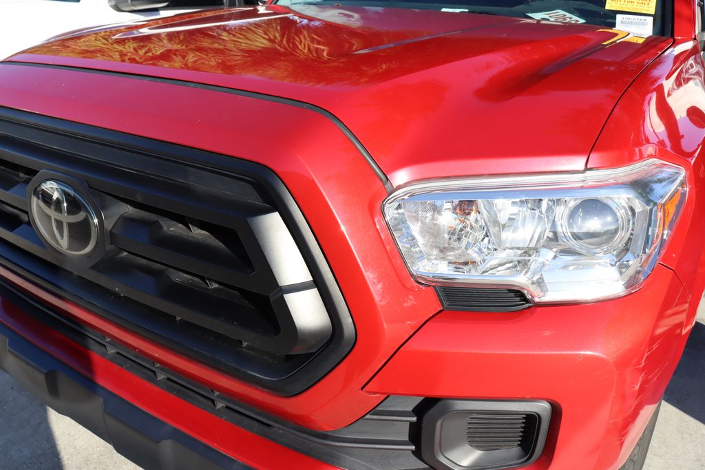 Thumbnail: 2023 Toyota Tacoma - 3