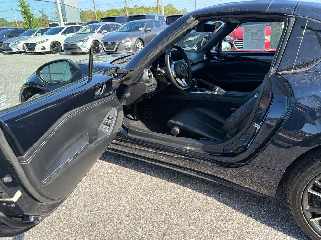 Used 2025 Mazda MX-5 Miata RF Grand Touring 2D Convertible