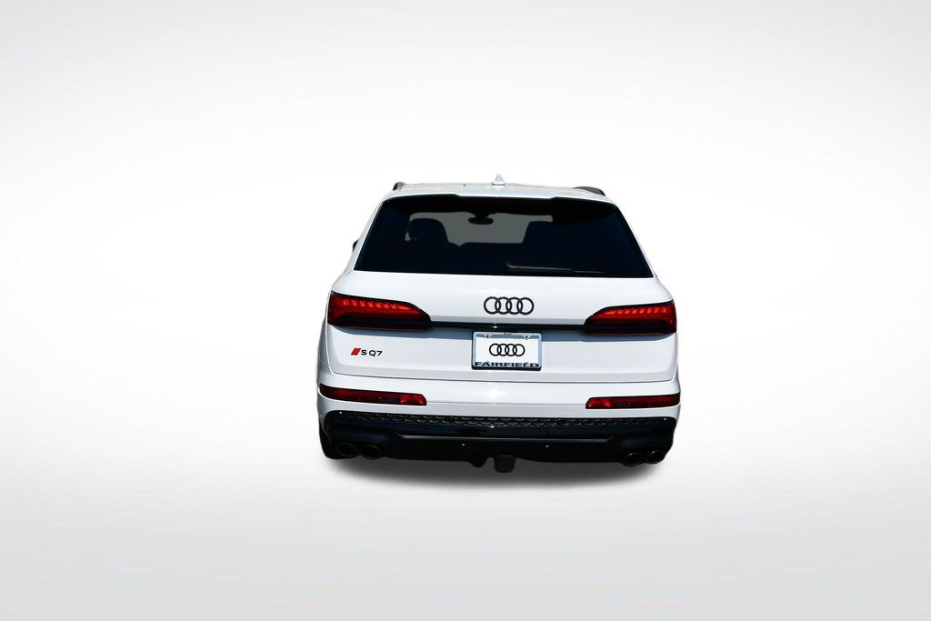 Thumbnail: 2026 Audi SQ7 - 4
