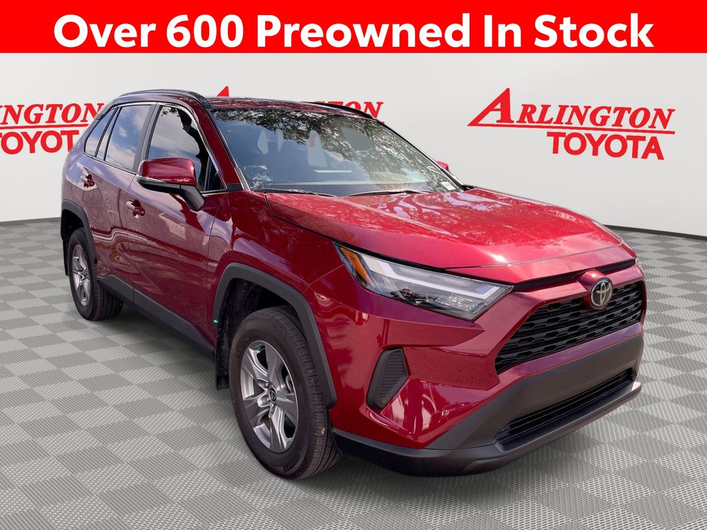 2024 Toyota RAV4 XLE