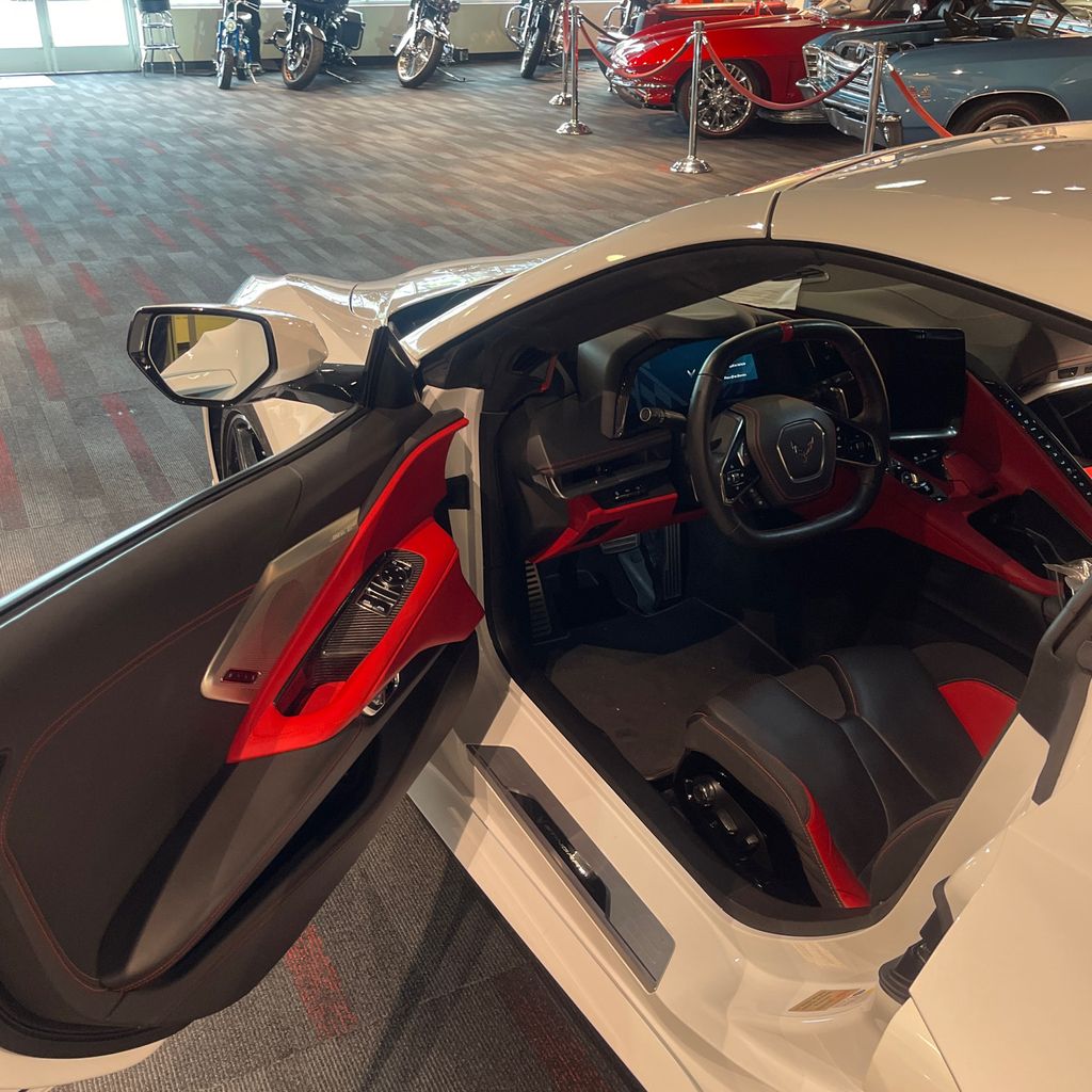 2023 Chevrolet Corvette 3LT - Photo 17