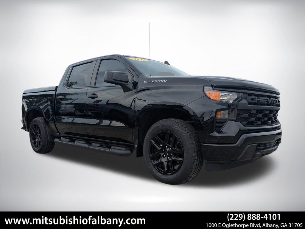 2023 Chevrolet Silverado 1500 Custom