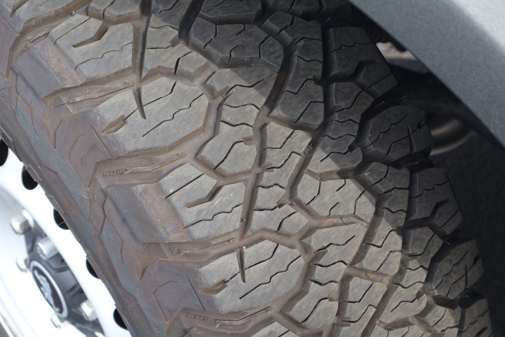 Thumbnail: 2022 Ford Bronco - 12