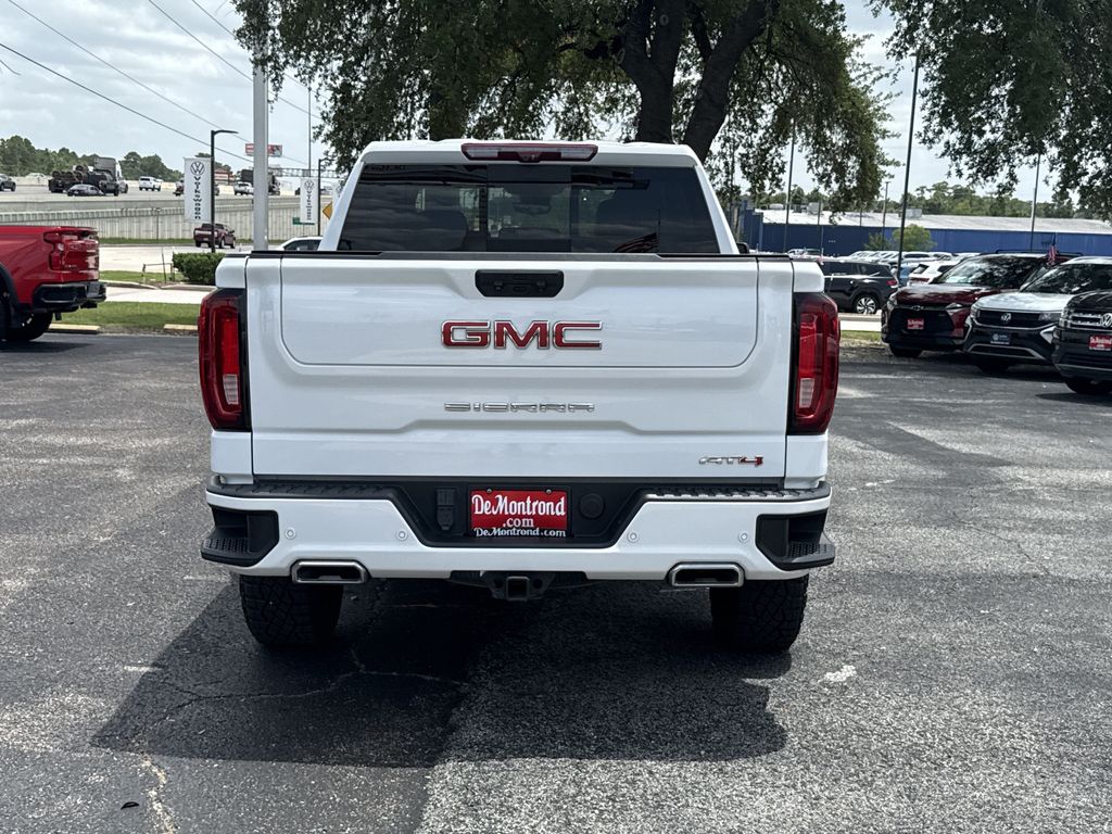 2023 GMC Sierra 1500 AT4 - 5