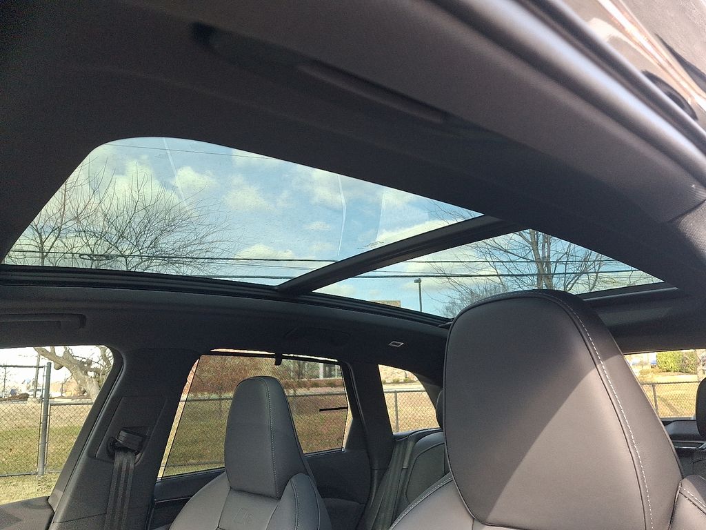 Thumbnail: 2025 Audi SQ5 - 15