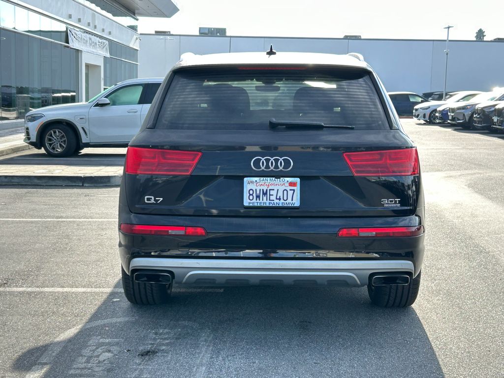 Thumbnail: 2018 Audi Q7 - 4