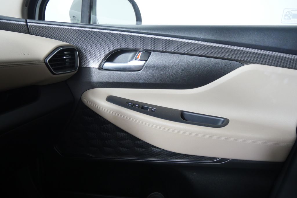 Thumbnail: 2020 Hyundai Santa Fe - 17
