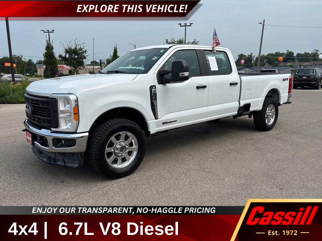 Oxford White 2023 Ford F-350 Super Duty Pickup Truck Four-Wheel Drive Automatic