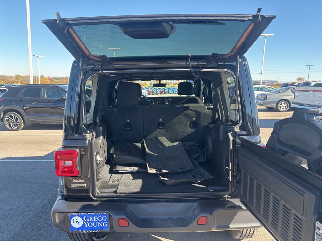 Used 2022 Jeep Wrangler SUV
