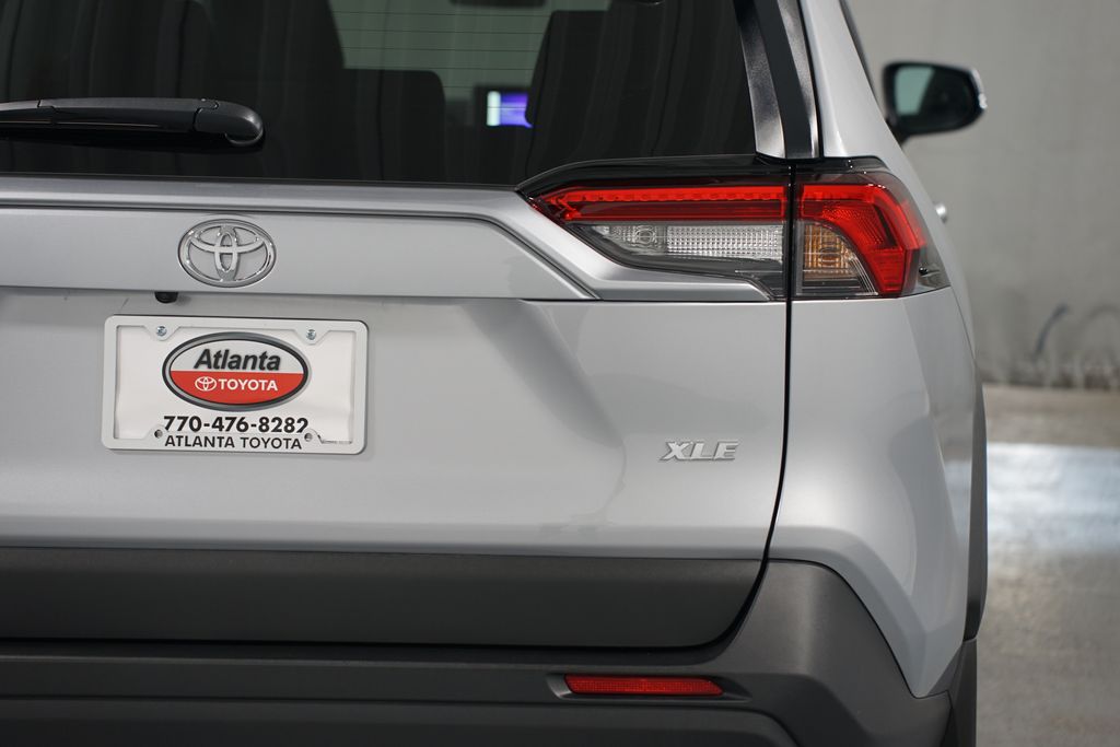 Thumbnail: 2025 Toyota RAV4 - 10