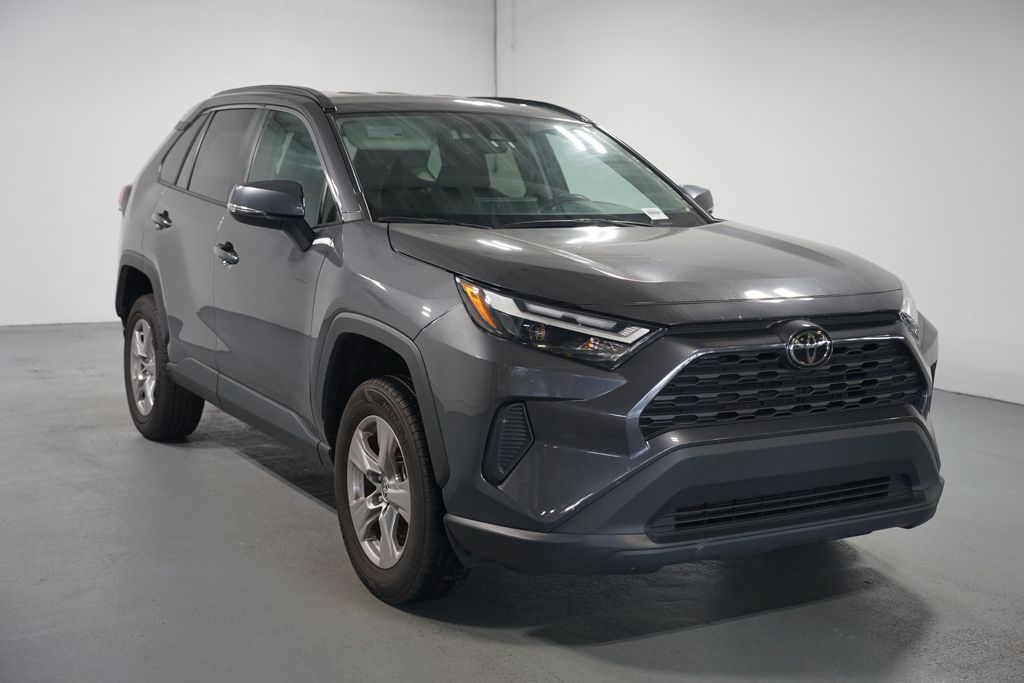 Thumbnail: 2024 Toyota RAV4 - 3