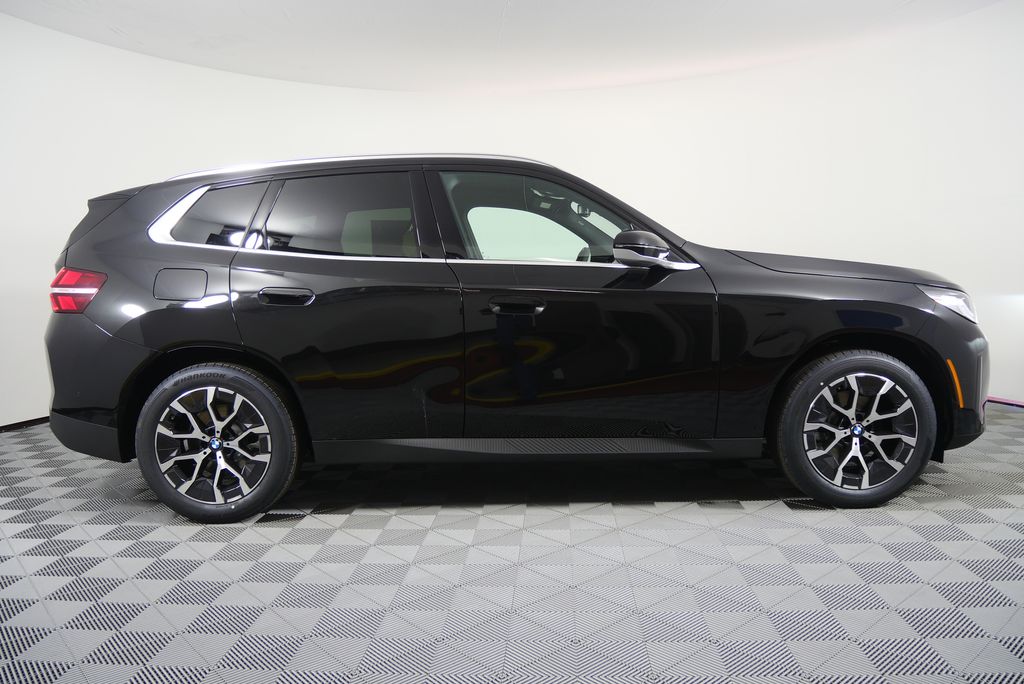 Thumbnail: 2026 BMW X3 - 2