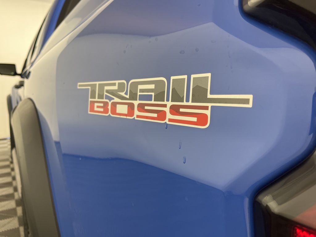 Thumbnail: 2026 Chevrolet Colorado - 19