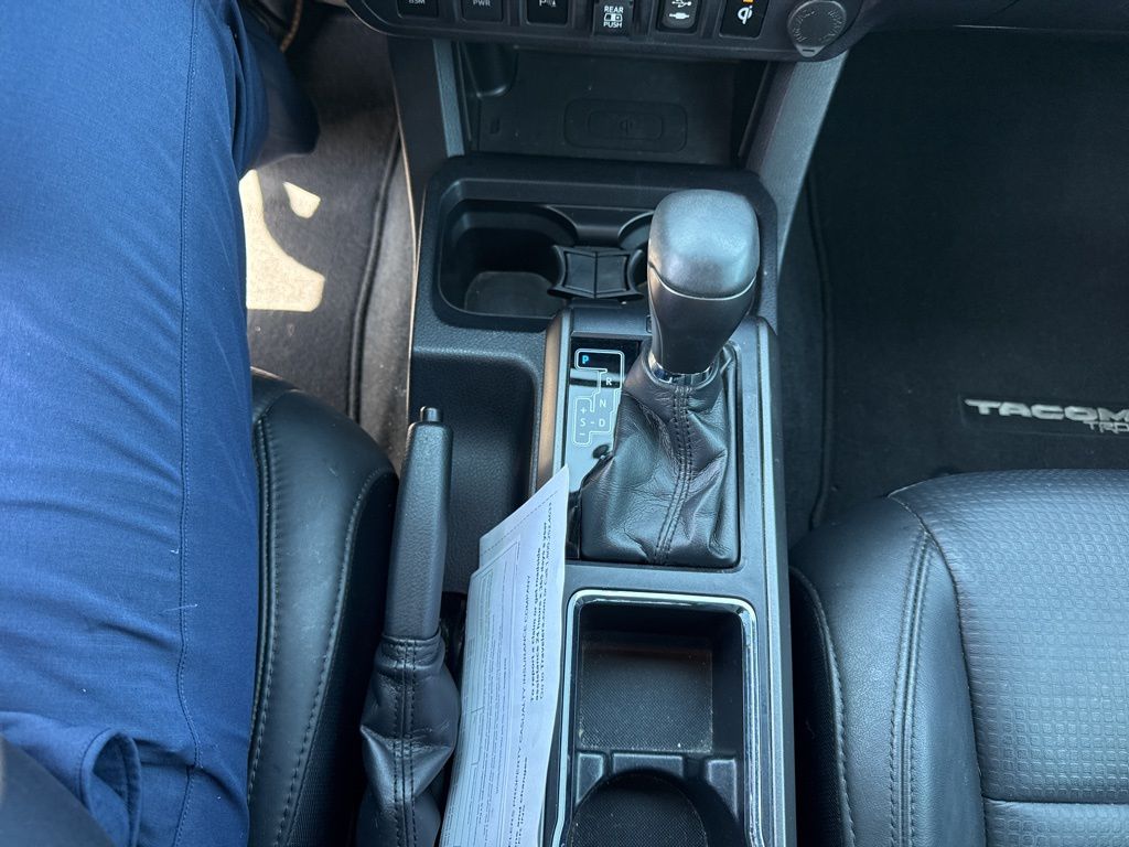 Thumbnail: 2019 Toyota Tacoma - 22