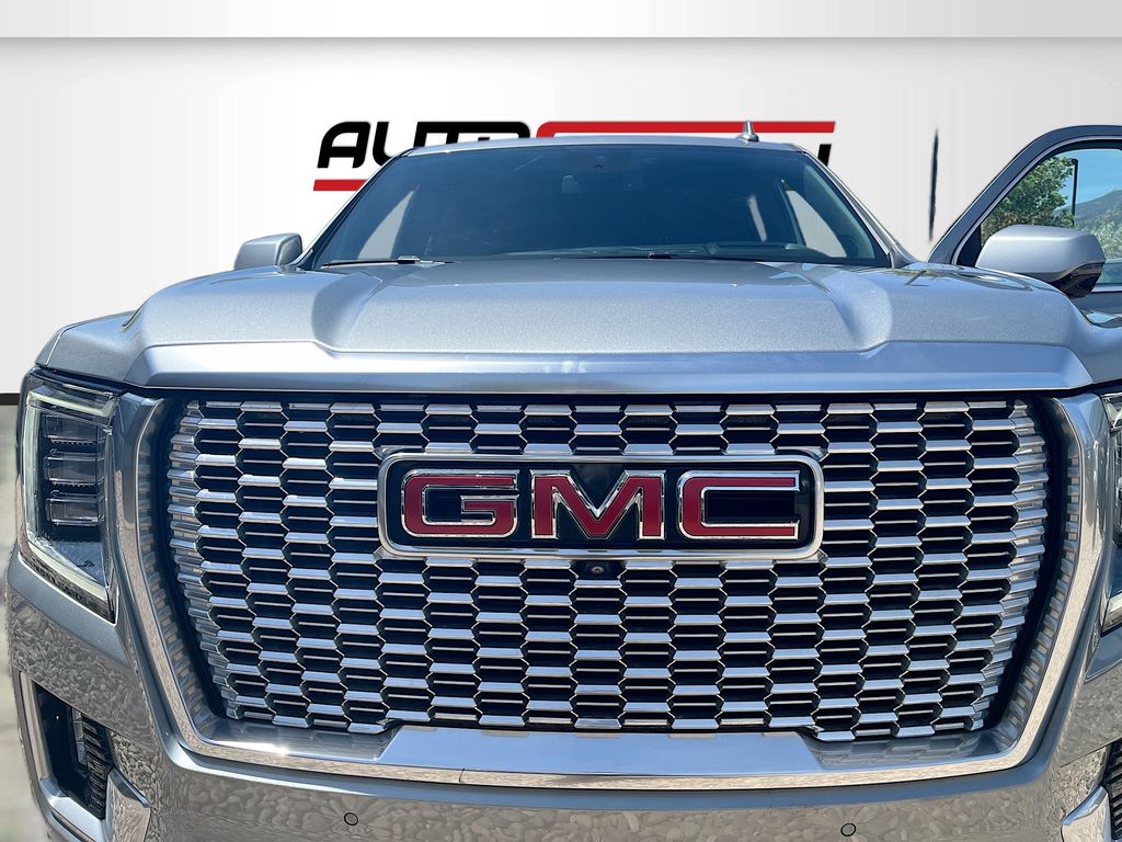 Used 2024 Silver GMC Denali image 36
