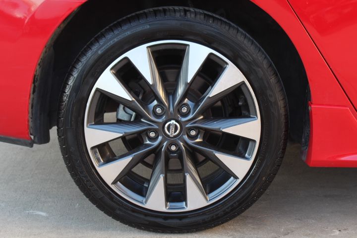 Used Car 2019 Nissan Sentra  Sr For Sale Under $10,000 In Georgetown, Texas