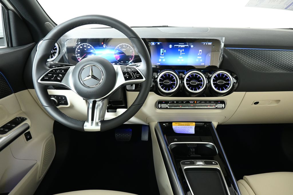 2025 Mercedes-Benz GLA 250 4MATIC 4