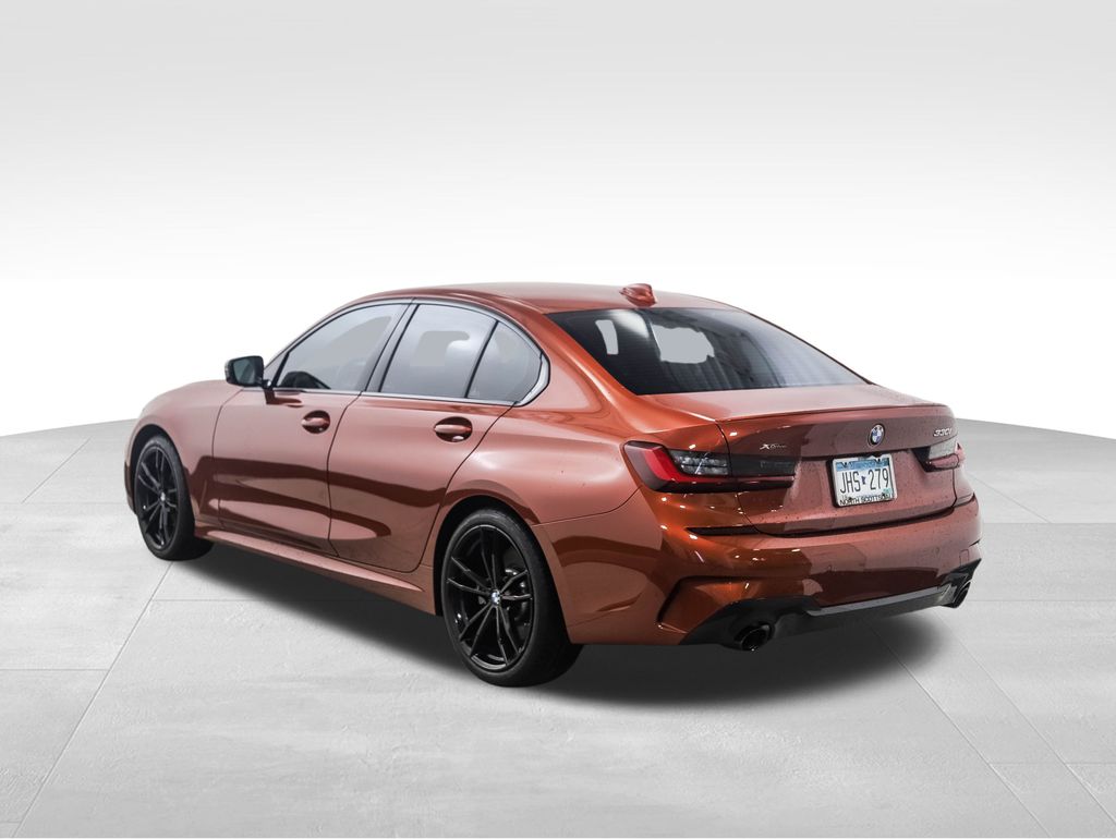 Thumbnail: 2022 BMW 3 Series - 3
