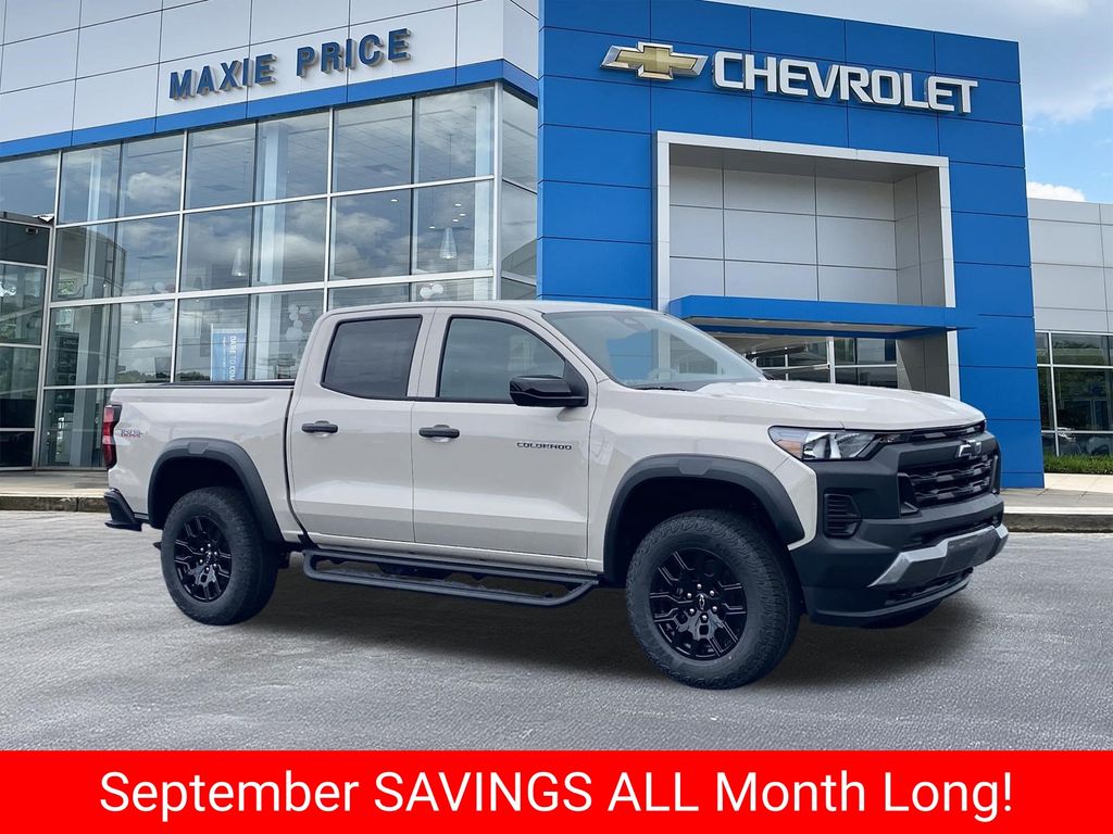 White Sands 2026 Chevrolet Colorado Pickup Truck Four-Wheel Drive 8-Speed Automatic
