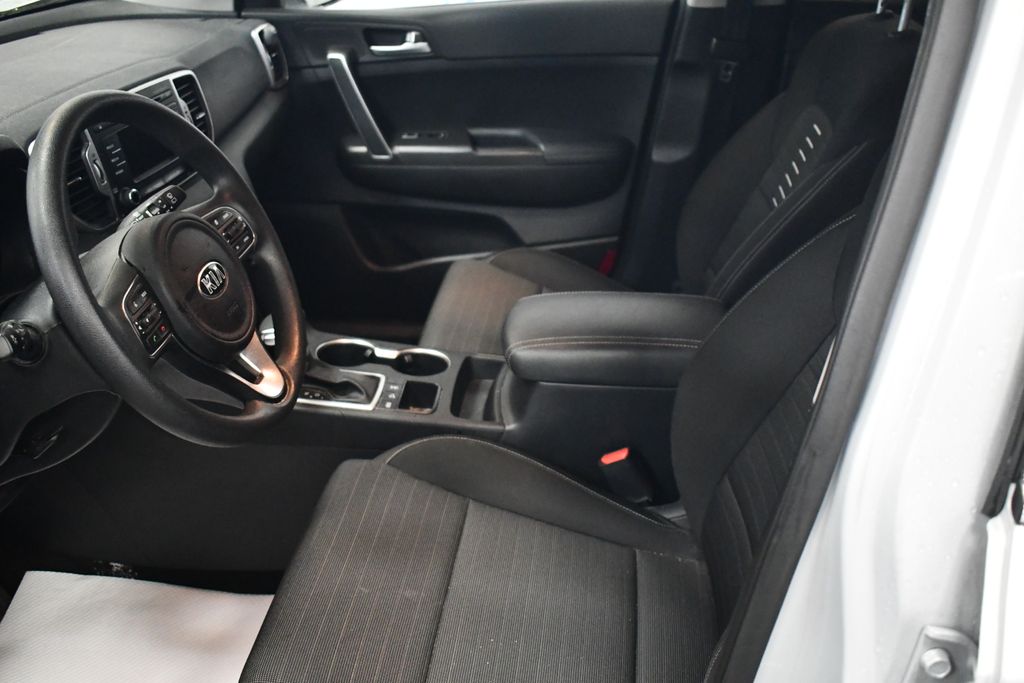 Thumbnail: 2018 Kia Sportage - 6