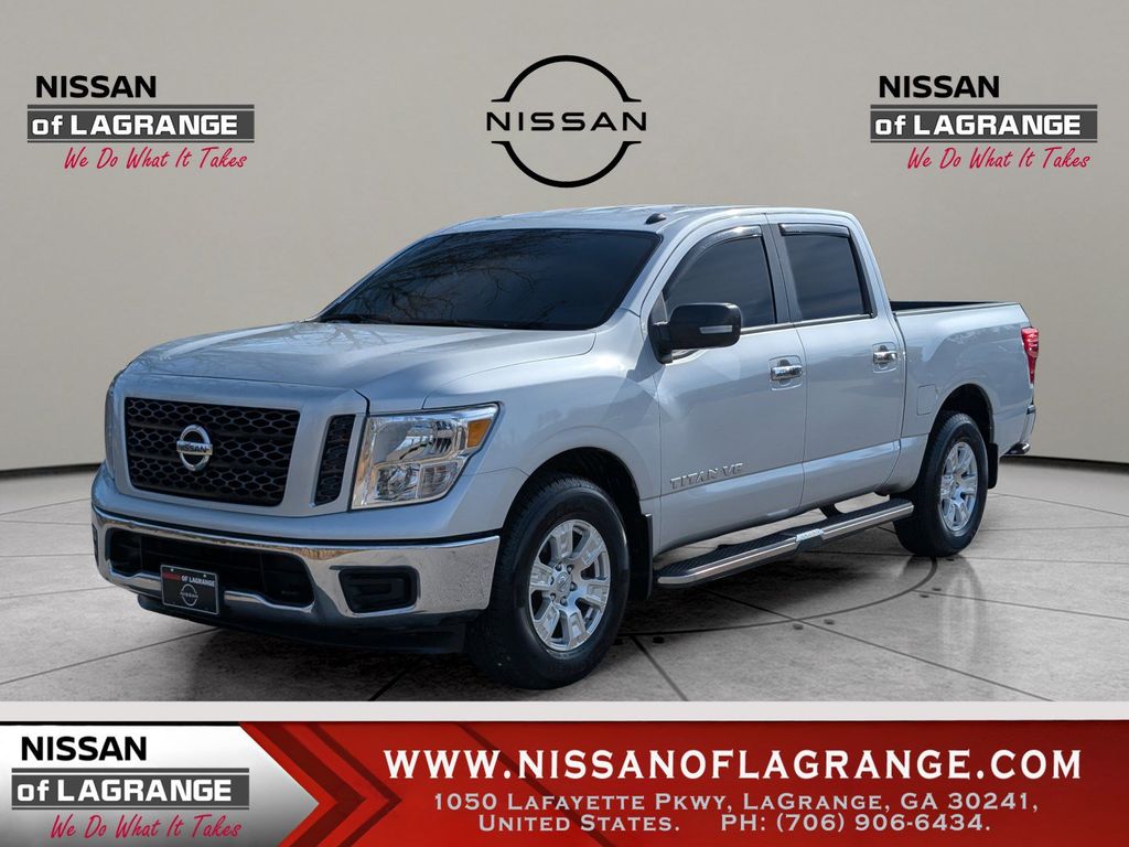 Brilliant Silver Metallic 2019 Nissan Titan Pickup Truck Four-Wheel Drive 7-Speed Automatic