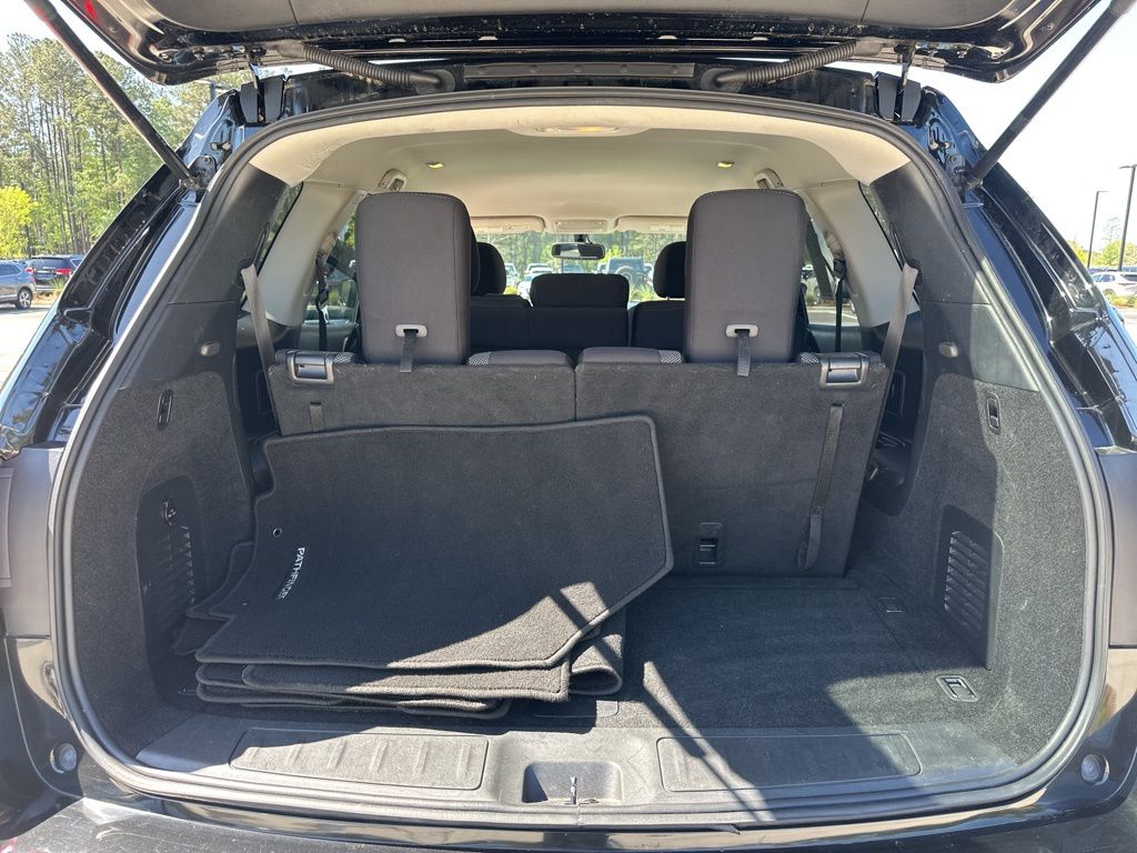 2020 Magnetic Black Pearl Nissan Pathfinder SV FWD SUV
