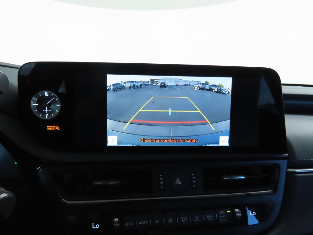 2025 Lexus ES Hybrid 300h 16