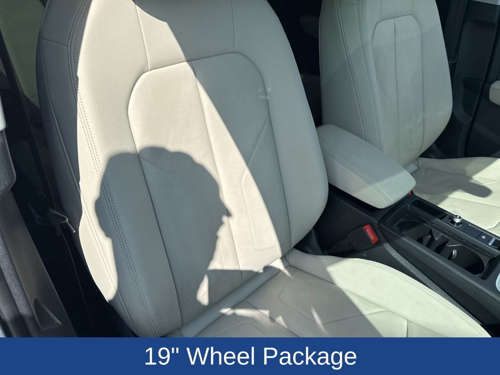 2021 Audi Q3 quattro S line Prem Plus 45 TFSI