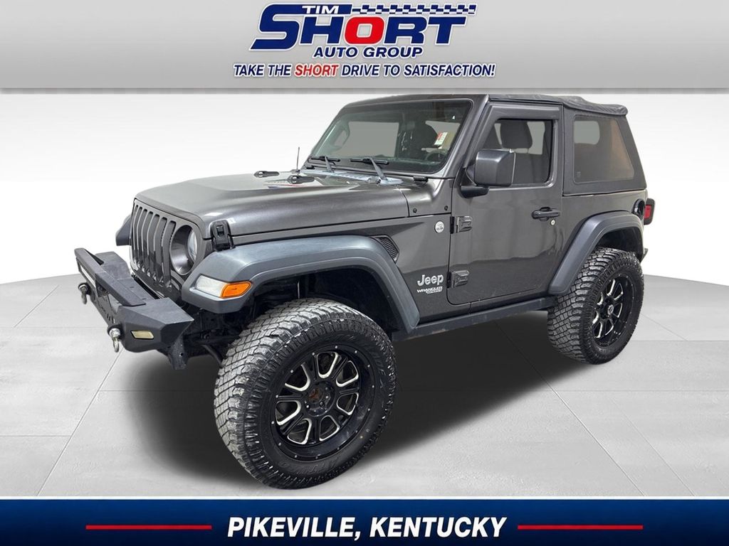 Gray (Granite Crystal Metallic Clearcoat) 2018 Jeep Wrangler SUV / Crossover Four-Wheel Drive 6-Speed Manual