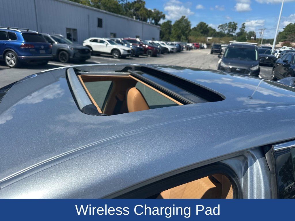 2022 Lexus ES 300h Base