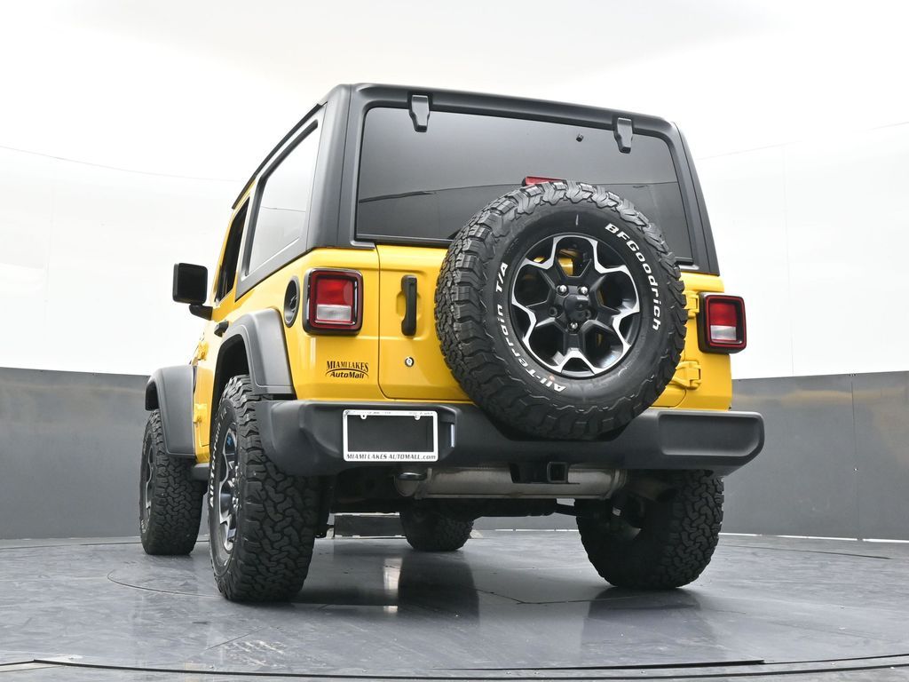 Used 2020 Baja Yellow Clearcoat Jeep Sport S image 44