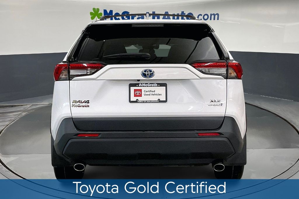 View vehicle photo 6