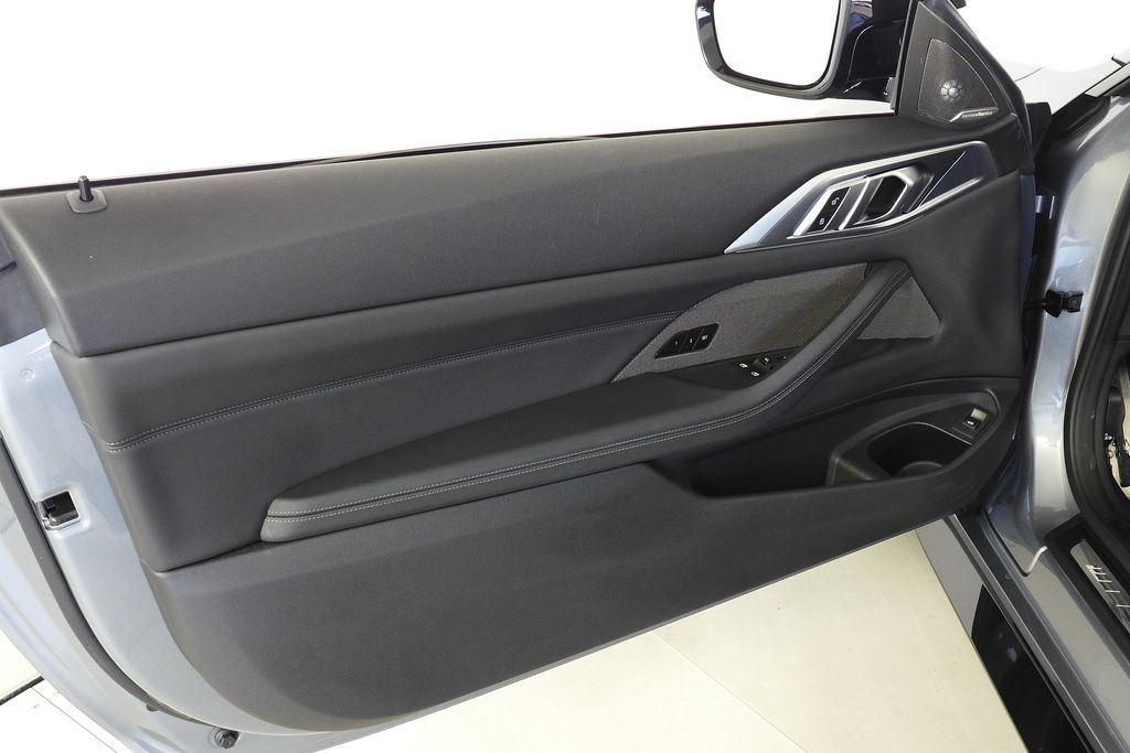 Thumbnail: 2024 BMW M4 - 11