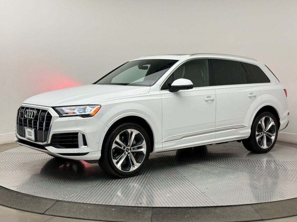 Thumbnail: 2021 Audi Q7 - 7