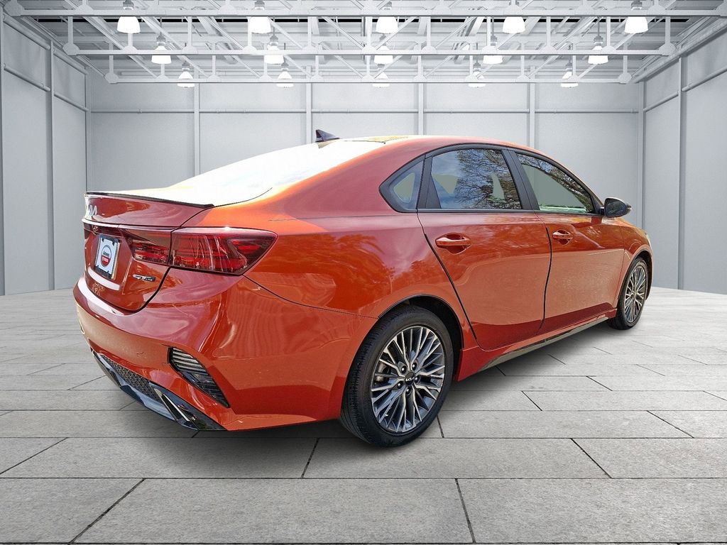 2022 Kia Forte GT-Line 4