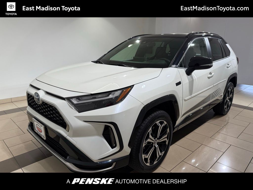 2022 Toyota RAV4 Prime XSE -
                Madison, WI