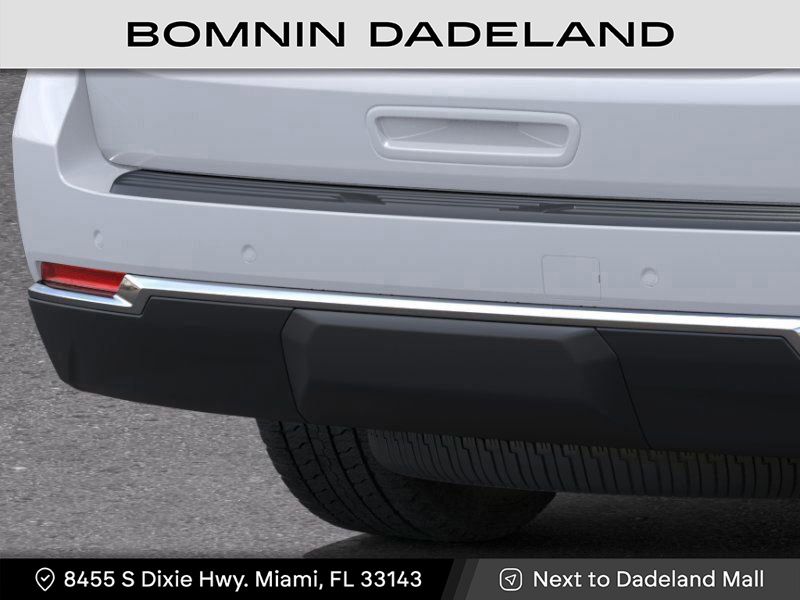 2025 Chevrolet Suburban LS photo