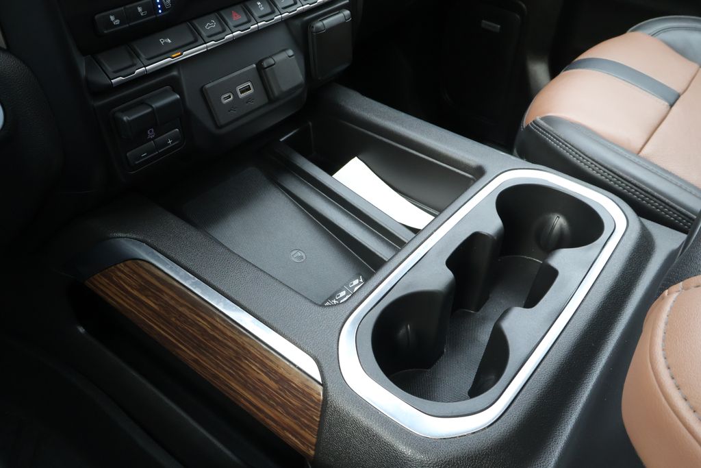 2022 Chevrolet Silverado 1500 High Country 31