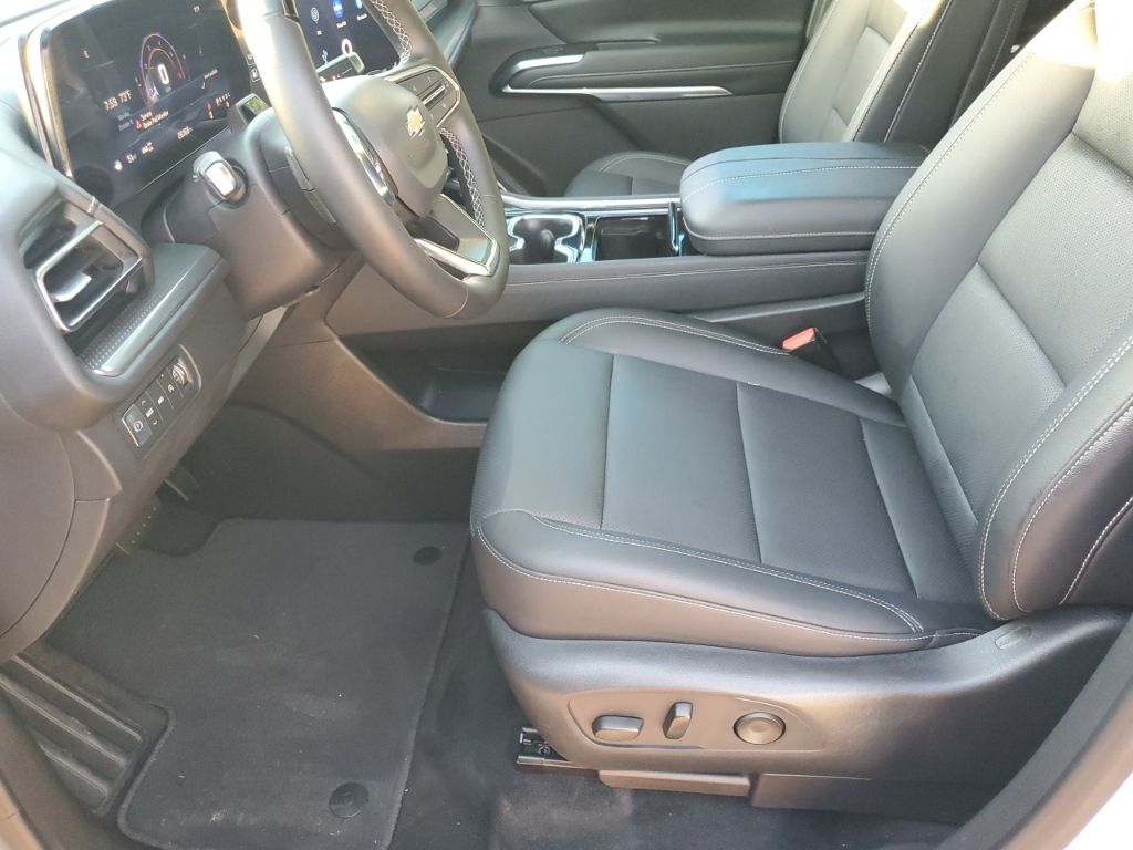 Used Car 2024 Chevrolet Traverse  Lt For Sale Under $40,000 In Austin, Texas