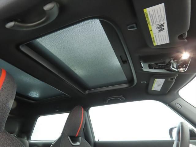 Thumbnail: 2026 MINI Cooper - 18