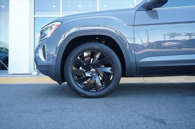 Thumbnail: 2026 Volkswagen Atlas - 2