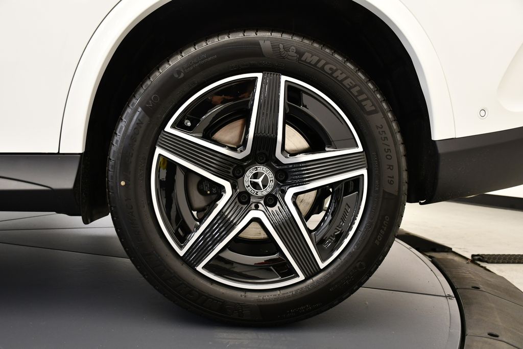 2025 Mercedes-Benz GLC 300 14